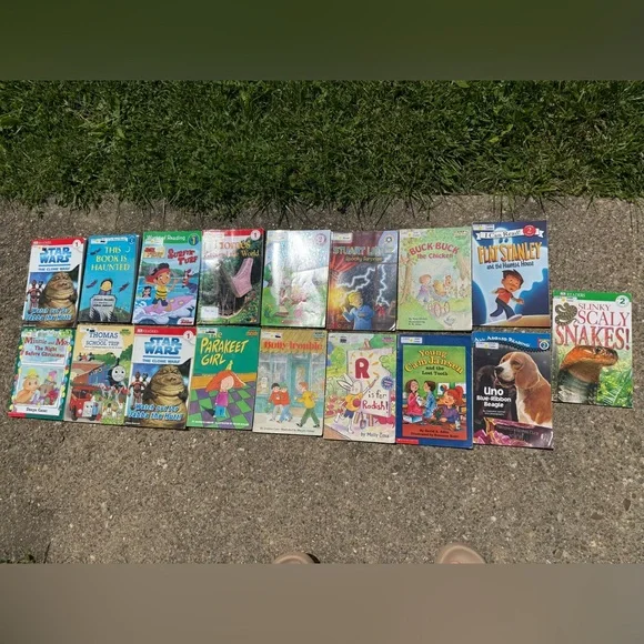 level 1 & 2 reading book bundle of 17 - Picture 1 of 4
